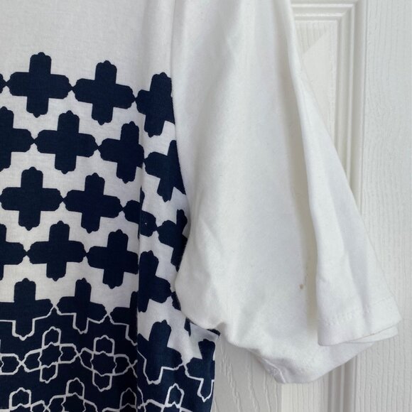 Croft & Barrow Womens XL White & Navy Geometric Print Short Sleeve Top - Picture 4 of 7